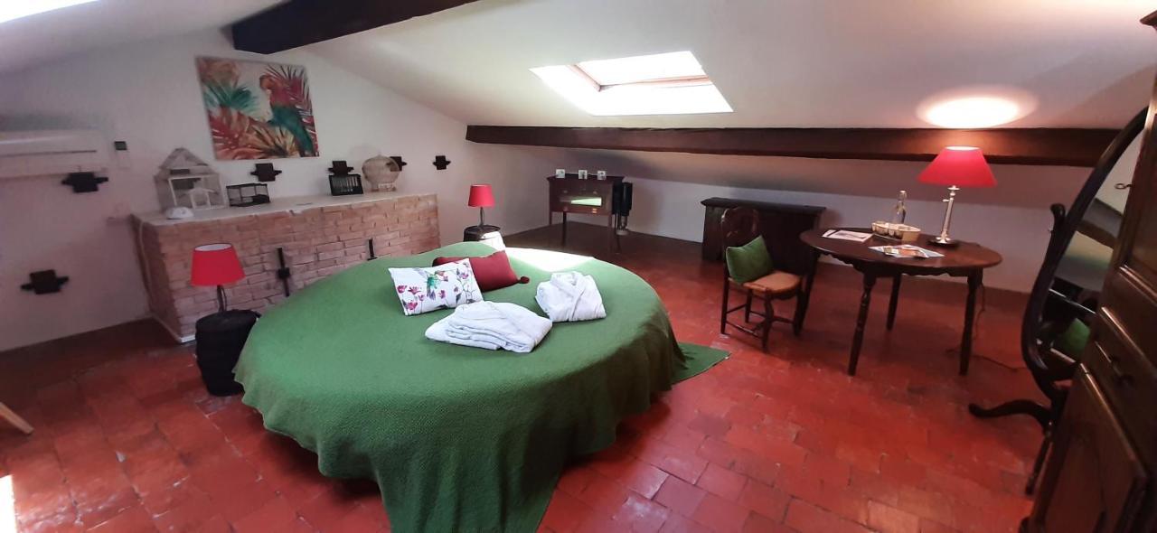 Bed And Breakfast La Grande Lauzade Le Luc Buitenkant foto