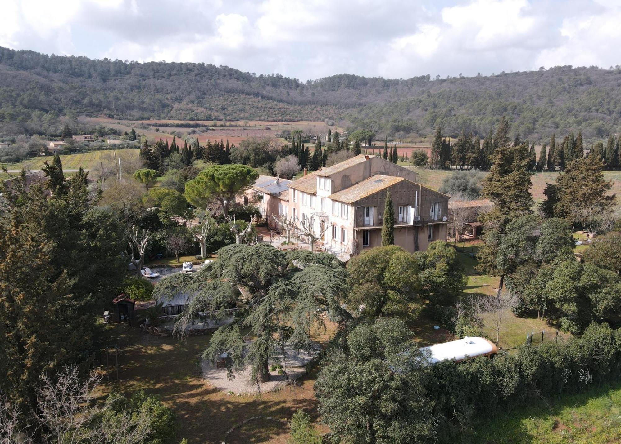 Bed And Breakfast La Grande Lauzade Le Luc Buitenkant foto